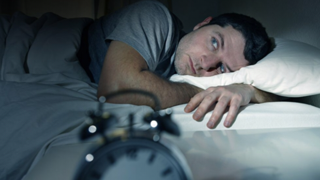 ¿Sufres insomnio? Hay secretos para dormir un poco más (y mejor) por las noches